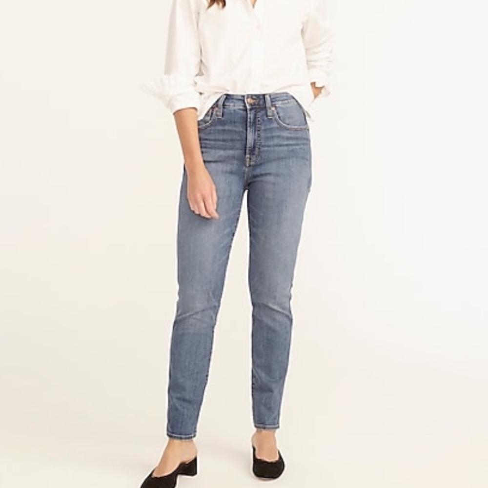 J. CREW Curvy Vintage Straight Medium Wash Denim Jeans